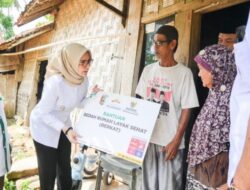 Bupati Nanda Indira Apresiasi Program BERKAT, BAZNAS Pesawaran Bedah Rumah Warga Kurang Mampu