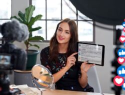 Ini Dampak Dan Cara Menghindari Fenomena Oversharing Di TikTok dan Facebook