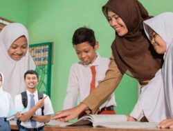 Sekolah Rakyat: Kebanggaan yang Justru Menyimpan Luka Kemiskinan