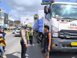 Jelang Tahun Baru, Sat Lantas Polres Lampung Tengah Imbau Kendaraan Sumbu Tiga Patuhi Jam Operasional