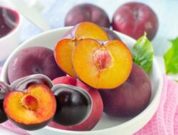 10 Manfaat Buah Plum Untuk Kesehatan Yang Menakjubkan