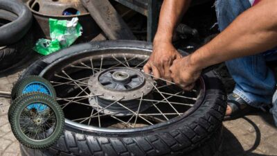8 Tips Menjaga Performa Ban Motor Tetap Prima, Aman, Dan Nyaman Untuk Berkendara