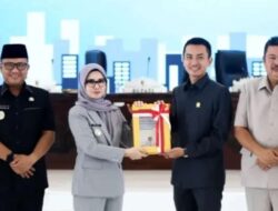 Bupati Pesawaran Sampaikan LKPJ Tahun Anggaran 2025