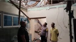 Rumah Warga di Pringsewu Rusak Tertimpa Material Bongkaran Gedung Walet