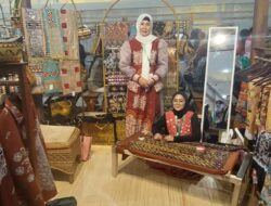 Cerita Sulam Tapis Lampung yang Memikat Pengunjung Pameran Persit 2026