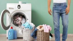 Ini 7 Cara Mencuci Celana Jeans Agar Warnanya Tidak Cepat Pudar