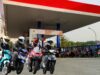 7 Cara Jitu Hemat Bensin Saat Berkendara dengan Motor
