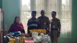 Kemensos Salurkan Bantuan ATENSI bagi Lansia dan Anak di Pesawaran