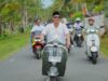 Ratusan Vespa Jelajahi Keindahan Pesisir Barat