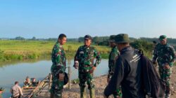 Pangdam XXI/Radin Inten Kerahkan Prajurit Yonif TP 943/DPC Untuk Bantu Pemadaman Karhutla Di Way Kambas